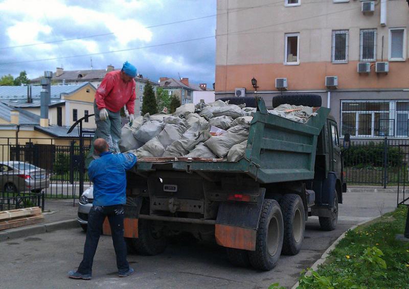 Вывоз мусора из новостройки в Черняховске – ПроМусор, контейнеры, уборка и грузчики от 2201 руб