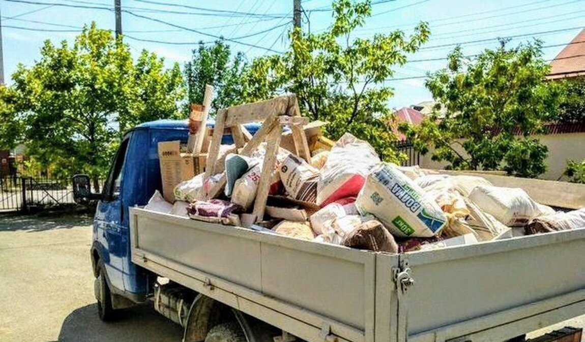 Вывоз мусора Газелью в Черняховске в октябре
