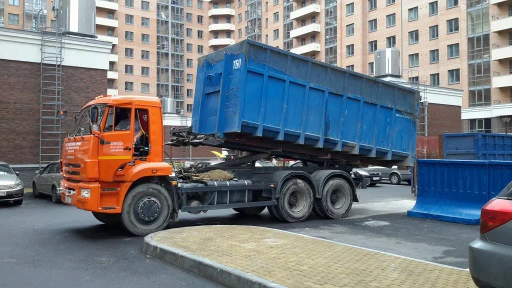 Аренда пухто для вывоза строительного и бытового мусора в Черняховске в октябре
