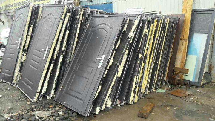 Вывоз металлических дверей с утилизацией в Черняховске в октябре
