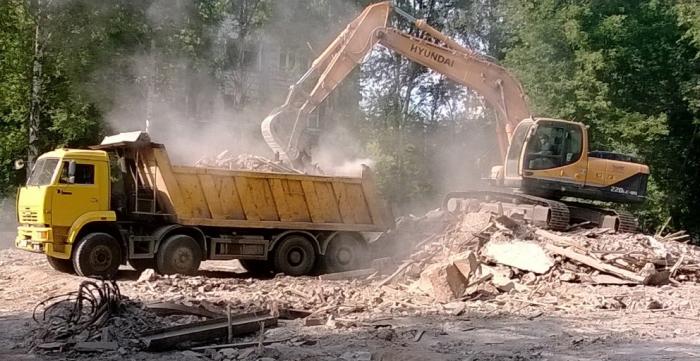 Вывоз бетонного боя и ЖБИ отходов в Черняховске от ПроМусор, цена от 2830 руб., утилизация и переработка